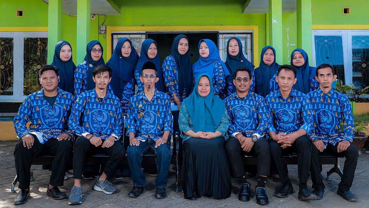 Bersama Warga Lawallu